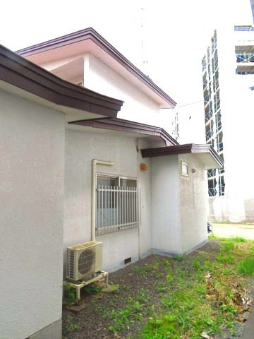 北見市東相内町３１番地１０、３１番地４　中古売家の外観|東側の外観写真になります。