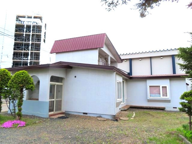 北見市東相内町３１番地１０、３１番地４　中古売家の外観|西側外観です。
