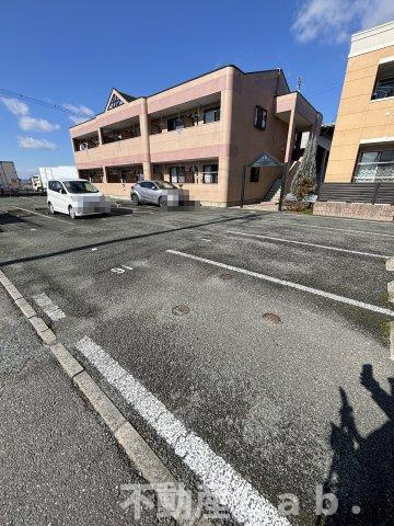 Ｍ・ＭコンフォルトⅡの駐車場