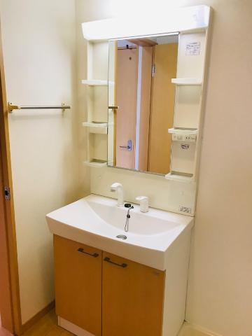 Ｍ・ＭコンフォルトⅡの洗面所|洗髪洗面化粧台