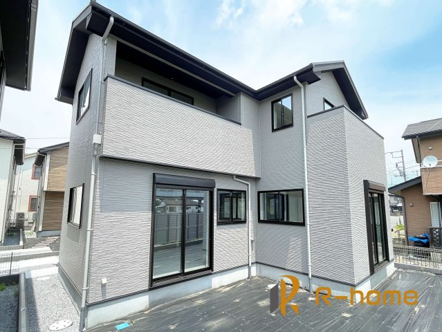 小山市粟宮6期　新築戸建て　2号棟の外観|建物完成いたしました！ご予約で『平日』や『夕方』などでもご見学可能です！