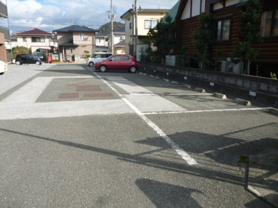 【駐車場】 | フレッシュコーポ近江