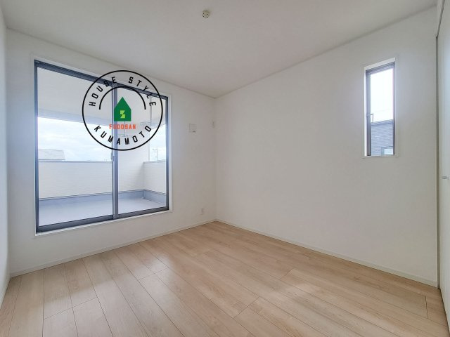 熊本市南区八分字町第14-2棟（2号棟）の子供部屋|穏やかな光が差し込む室内には、穏やかな時間が流れます。