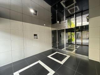 ジェノヴィア本所吾妻橋Ⅱスカイガーデンのエントランス