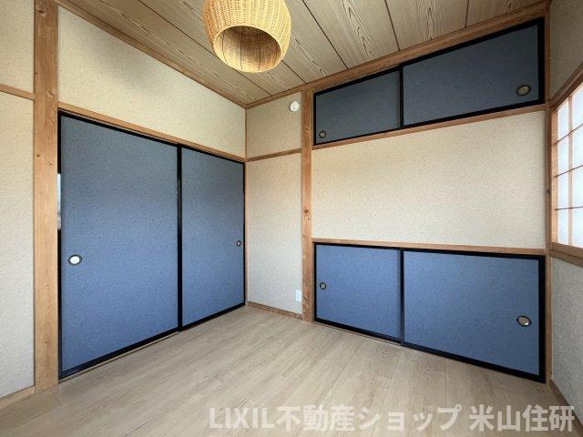 飯野中古再生住宅の洋室