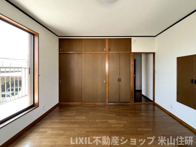 飯野中古再生住宅の洋室