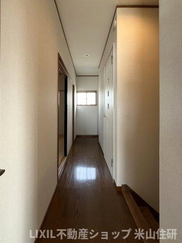 飯野中古再生住宅のその他|2階廊下