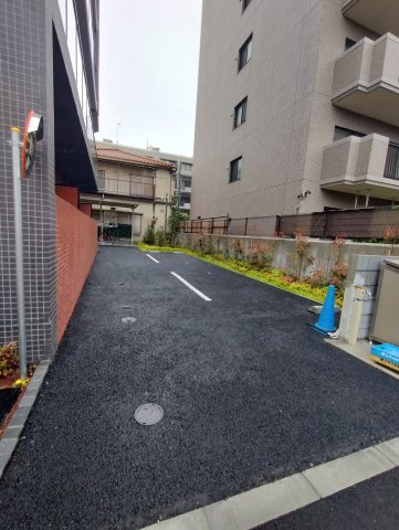サンレジデンス西小岩駐車場