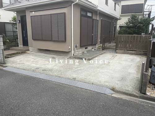 【駐車場】 | 【仲介手数料０円】藤沢市下土棚　中古一戸建て | 藤沢市下土棚　中古一戸建て