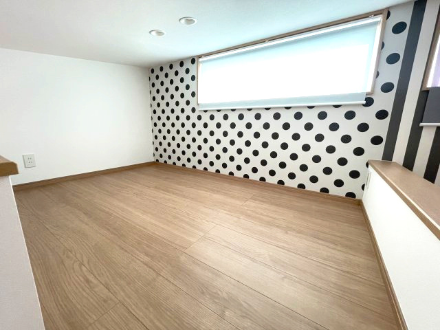 佐伯区八幡が丘1丁目　№28641の洋室|2階　16帖内上ロフト