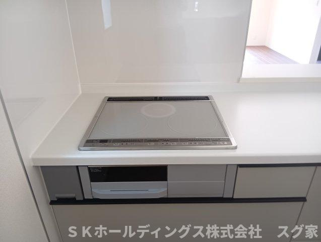 綾部市上延町前田新築戸建て２号棟のキッチン