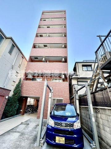 ラ・ヴィ江坂イーストの駐車場