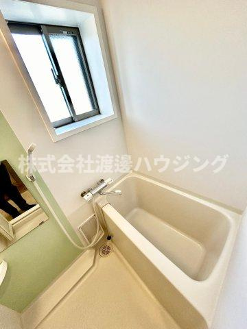 ラ・ヴィ江坂イーストの浴室