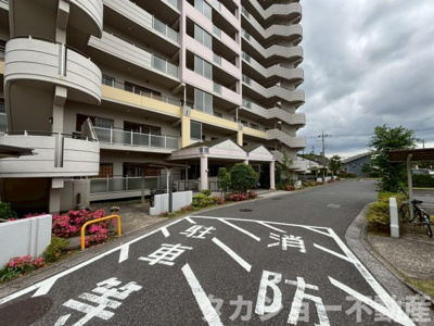 【外観】 | プラザ学園前　５号棟