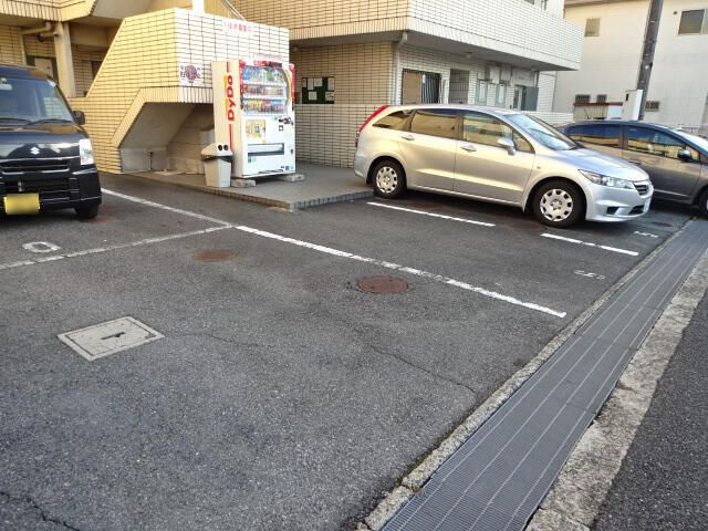 グレースマンション日飼