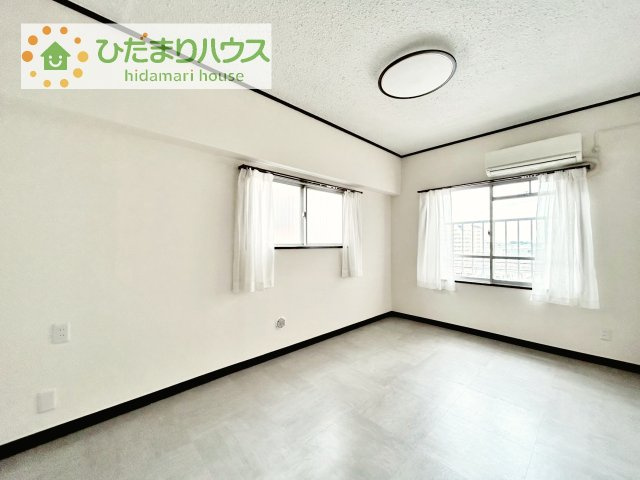 【寝室】 | 天王台ロイヤルマンション | 大きなベッドを置いても余裕の広さの主寝室♪♪