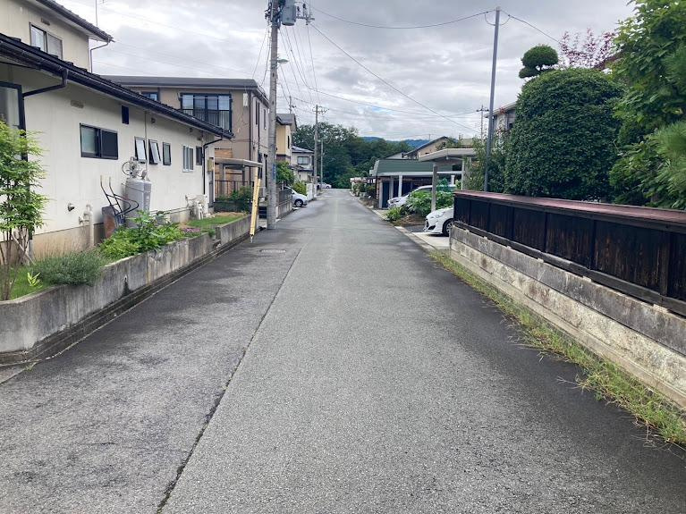 山形市桜田南【中古住宅】の前面道路含む現地写真|前面道路