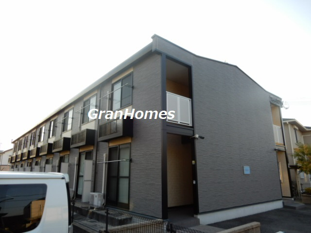 レオパレスグランプラージュの外観