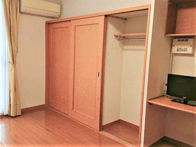 明石市大久保町江井島のアパートの内装