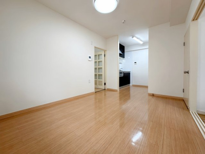 【居間・リビング】 | レジデンス富美浜