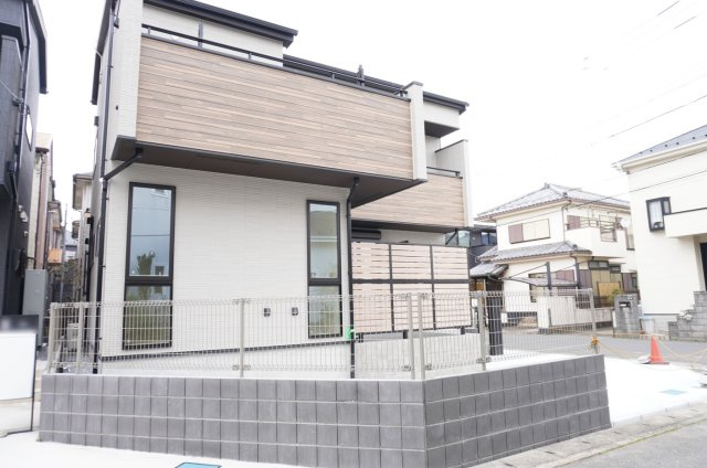 越谷市宮前1丁目 新築戸建の外観