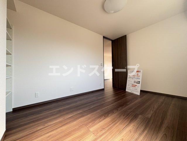 ラ・ルミエール紅雲の居間・リビング|高崎、前橋のお部屋探しはエンドスケープまで！お客様の理想お聞かせ下さい♪