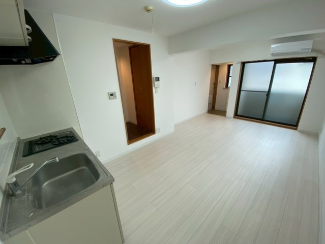 エスティーマンションの居間・リビング