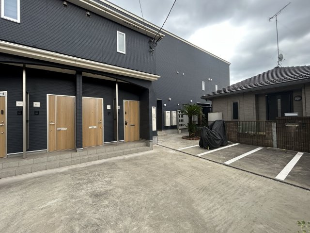 グランドゥールの駐車場