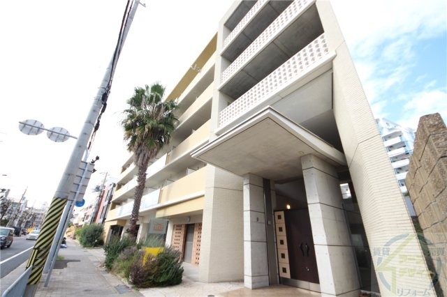 アロハ海岸通の外観