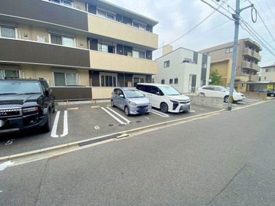 【駐車場】 | ベリランテ東雲 | 敷地内に駐車場あります！