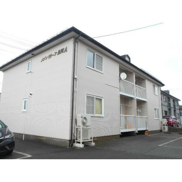 メゾンリリーフ長岡 B棟のエントランス