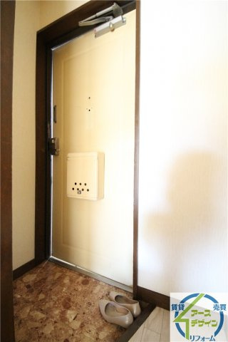 シャンポール藤井の玄関