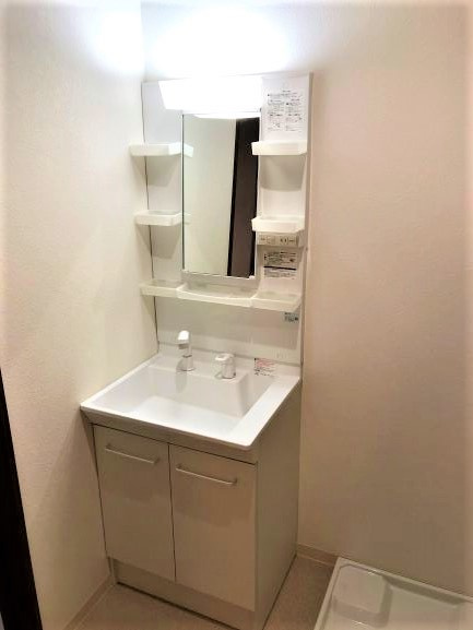 グルーブメゾン三宮Eastの洗面所|コンパクトで使いやすい洗面所