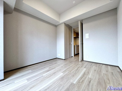 【居間・リビング】 | メイクスアート上前津Ⅵ | こちらのリビングで趣味の時間をお楽しみください