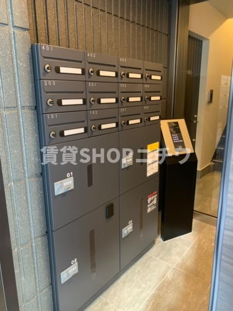 ヘーベルリベルタ千駄ヶ谷のエントランス|★オートロック・宅配ＢＯＸ対応★