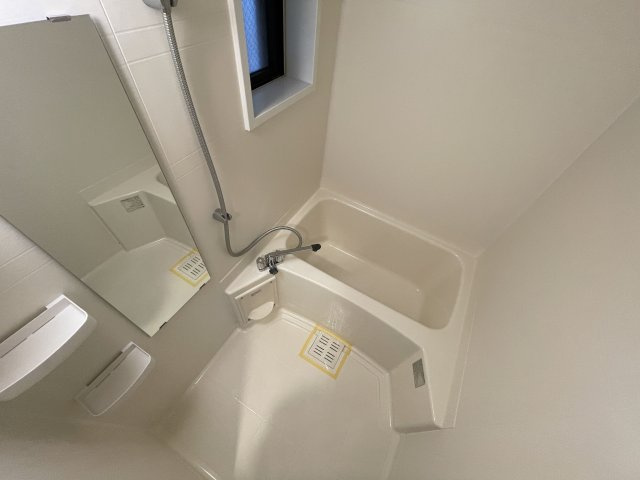 【浴室】 | BLANC TOUR HAKATA | 別号室の写真になります。現況優先。