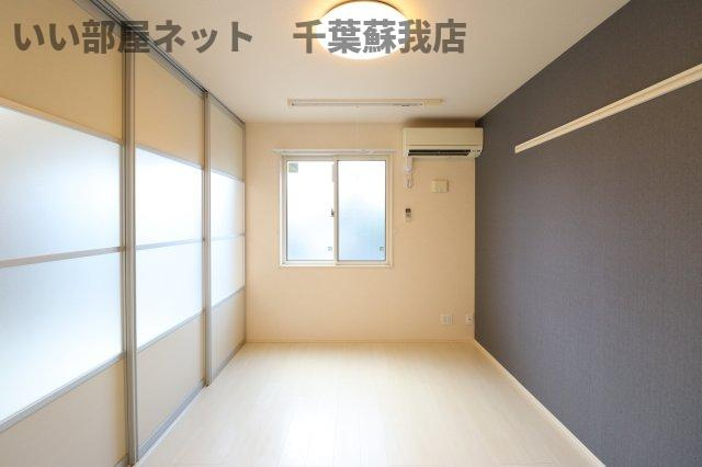 ディアコート五井の洋室|広々とした洋室です