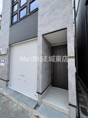 TC新森古市店舗のエントランス