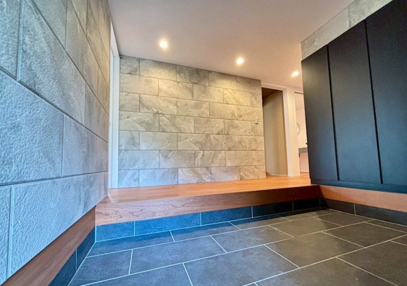 【玄関】 | 大室高原別荘地　戸建　