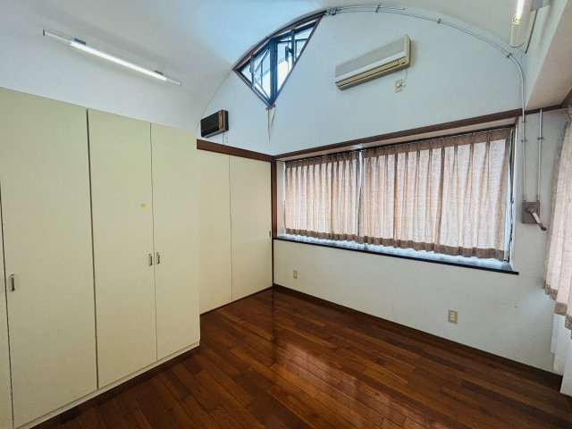 豊見城市高嶺一戸建ての洋室