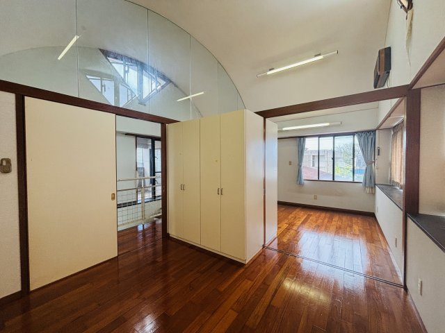 豊見城市高嶺一戸建ての洋室