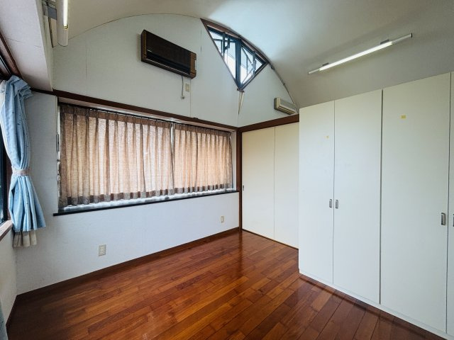 豊見城市高嶺一戸建ての洋室