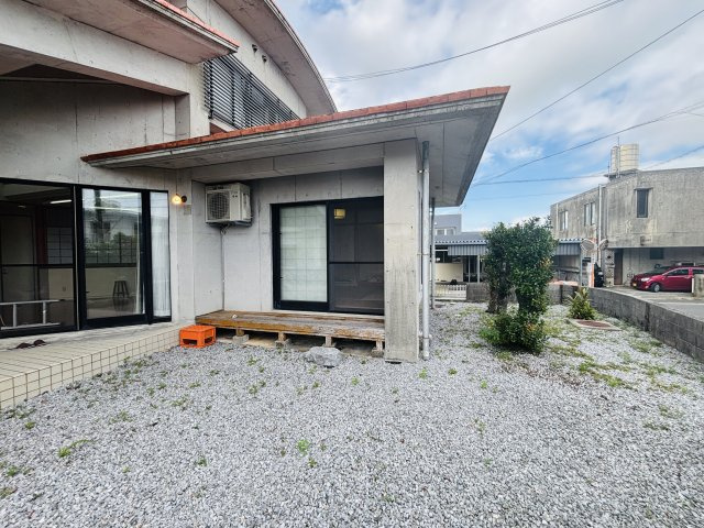 豊見城市高嶺一戸建ての庭