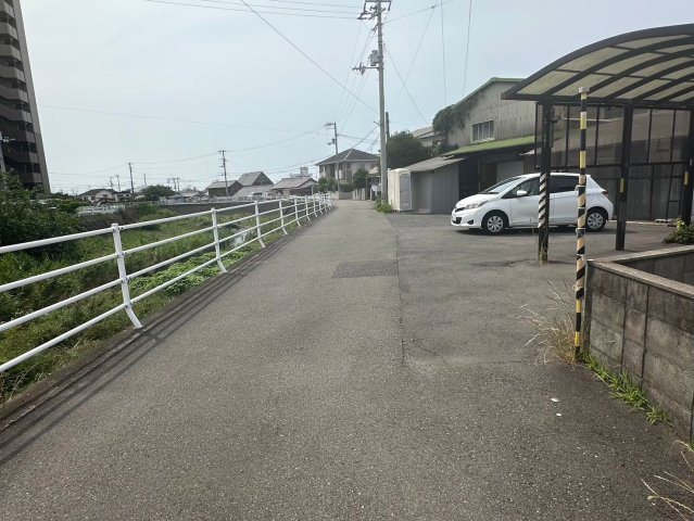 久保田町2丁目　売倉庫の外観