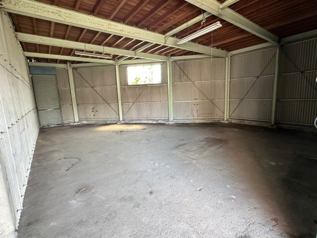 久保田町2丁目　売倉庫の内装