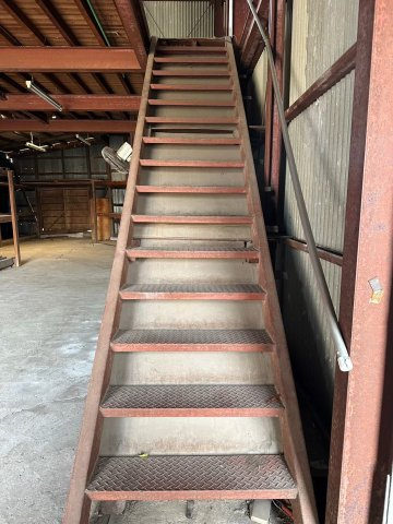 久保田町2丁目　売倉庫の内装