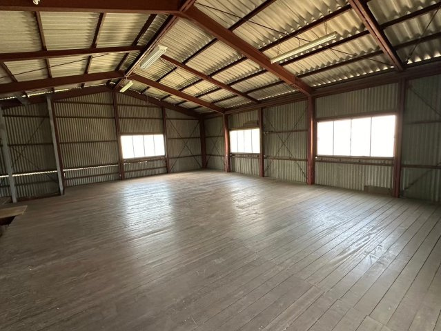 久保田町2丁目　売倉庫の内装