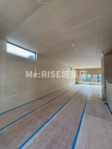 TC新森古市店舗の内装