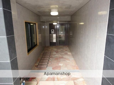 【エントランス】 | ＣＯＣＯ．ＩＳ．ＢＬＤＧ