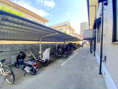【その他共用部分】 | セジュール浅田 | 駐輪場は屋根付きですので雨の日も困りません